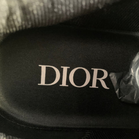 DIOR Size 10.5 Black Logo Patent Leather Low Top Sneakers