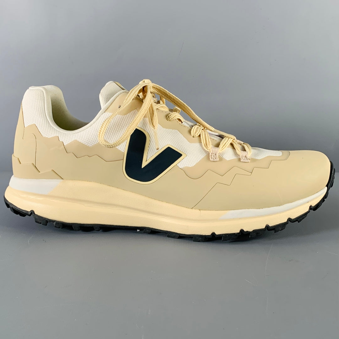 VEJA Size 9 Beige Navy Mixed Materials Sneakers