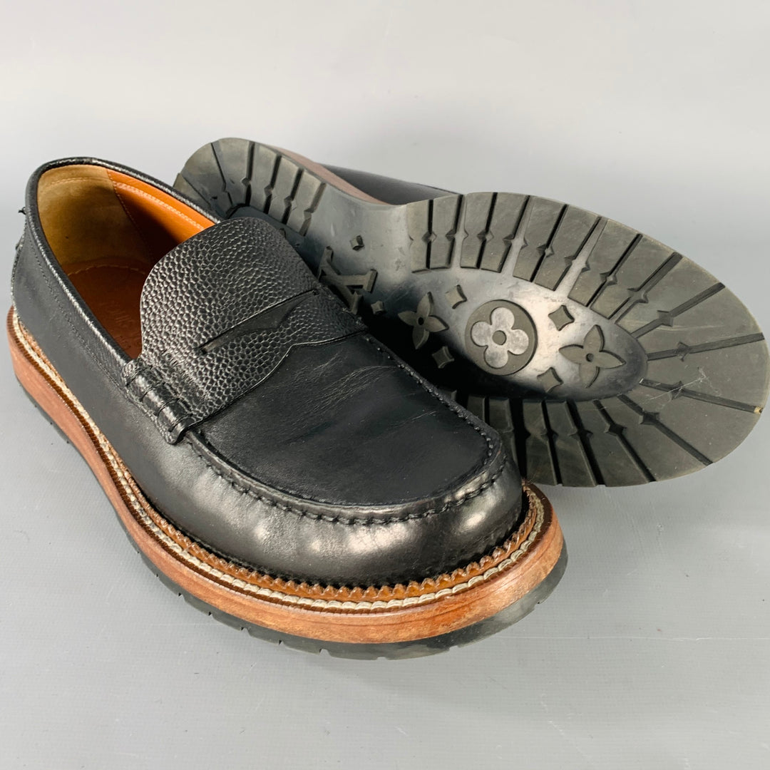 LOUIS VUITTON Size 7.5 Black Leather Penny Loafers