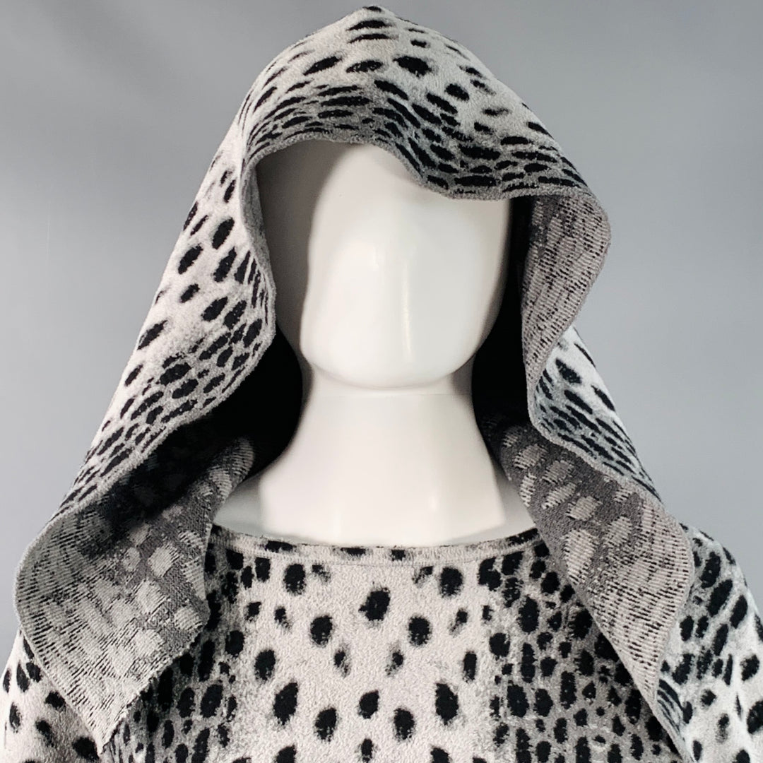 ALAIA Size 8 Grey Black Viscose Blend Animal Print Sweater