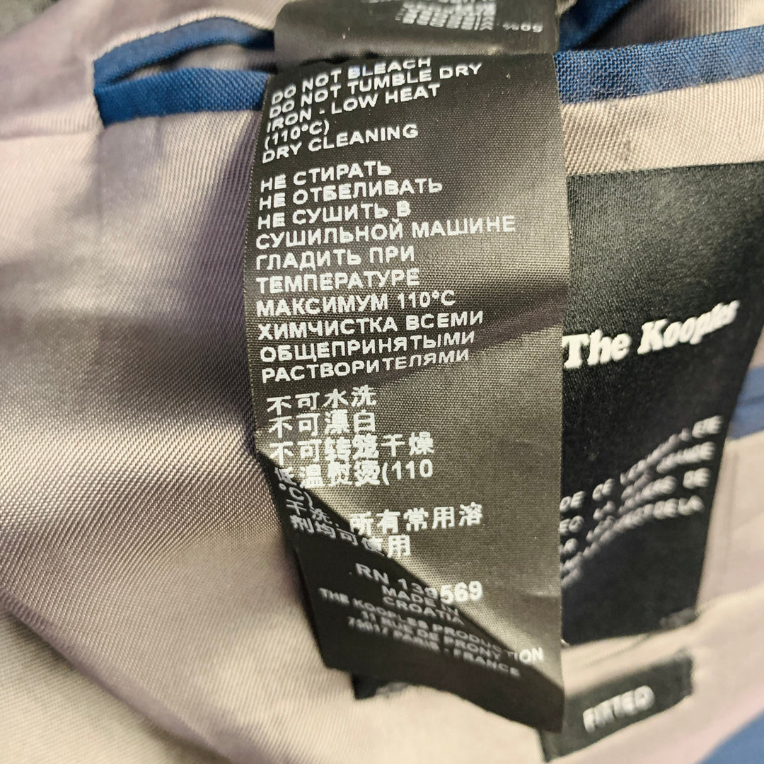 THE KOOPLES Size S Navy Wool Fitted Single Breasted Peak Lapel Suit