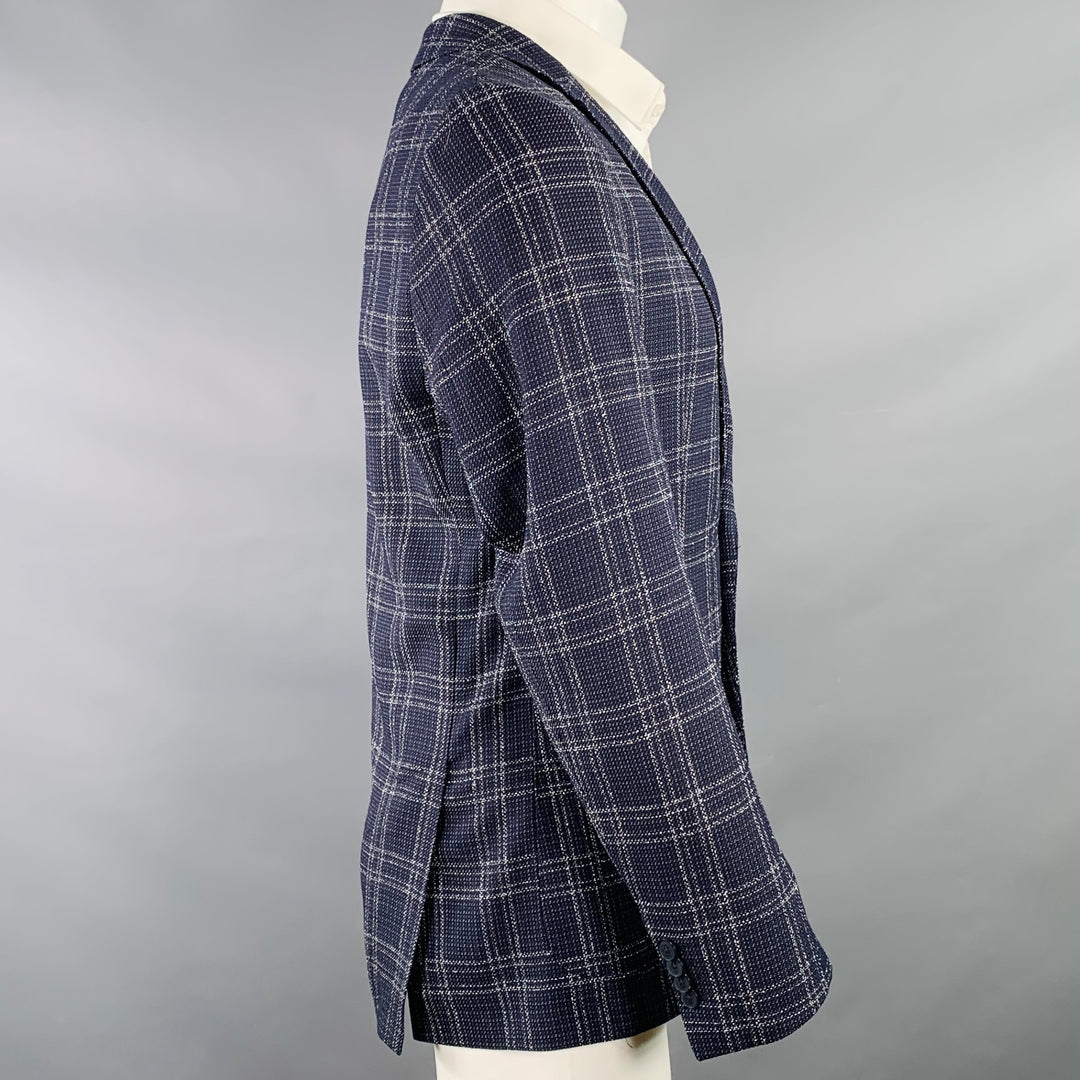 HUGO BOSS Size 40 Navy White Plaid Virgin Wool Blend Sport Coat
