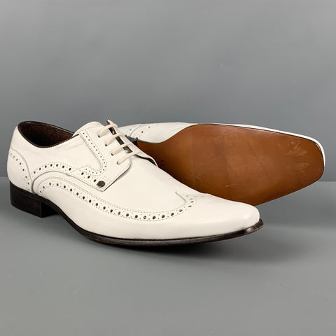 VERSACE Size 9 White Perforated Leather Lace Lace Up Shoes