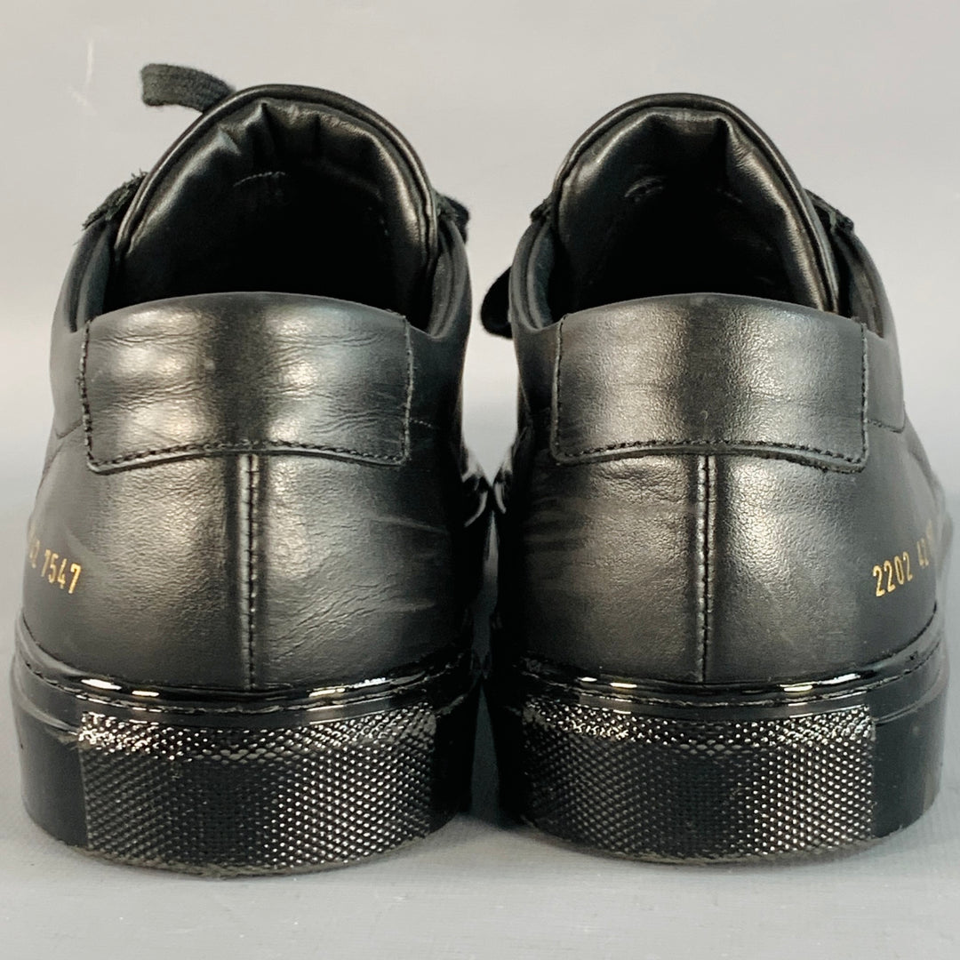 COMMON PROJECTS Size 9 Black Leather Low Top Shiny Sole Sneakers