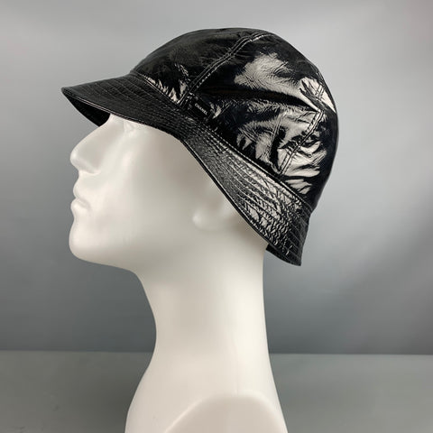 Sombreros CHANEL Poliuretano Poliéster Negro