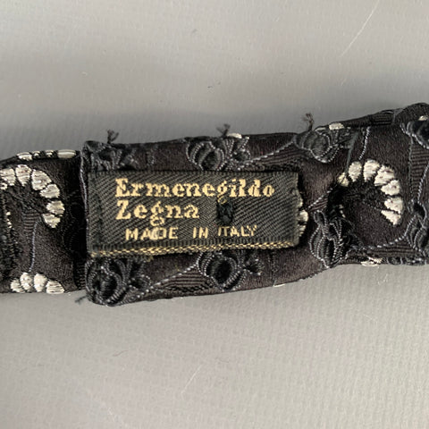 ERMENEGILDO ZEGNA Black Silver Embroidered Silk Bow Tie