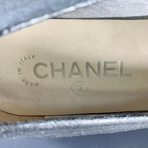 CHANEL Size 10.5 Silver Metallic Textured Suede Ballet Flats