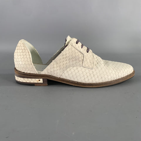 FREDA SALVADOR Size 5.5 White Leather Snake Embossed Embossed Pointed Toe Flats