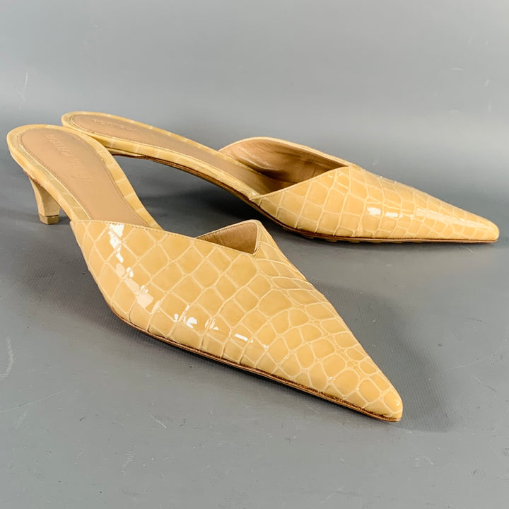 BOTTEGA VENETA Size 10 Punta Beige Croc Embossed Patent Leather Pointed Toe Mules Pumps