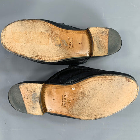 GUCCI Size 7.5 Black Gold Leather Horsebit Slip On Loafers