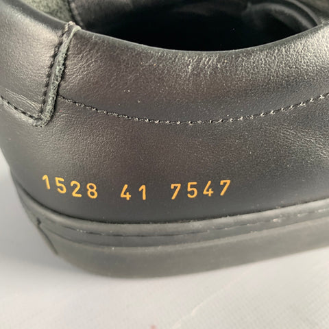COMMON PROJECTS Size 8 Black Leather Low Top Sneakers