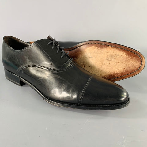 TO BOOT NY Chaussures à lacets noires en cuir uni à bout fleuri, taille 11