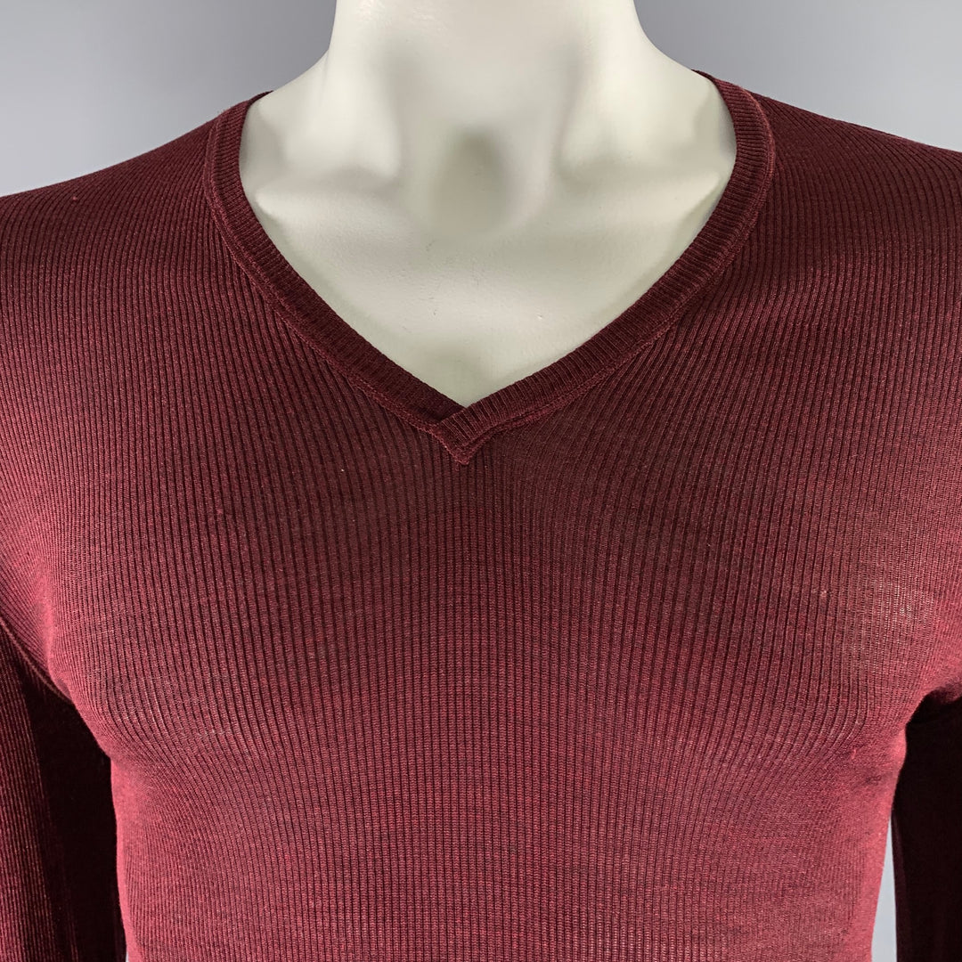 GUCCI Size XL Burgundy Ribbed Knit Silk V-Neck Pullover