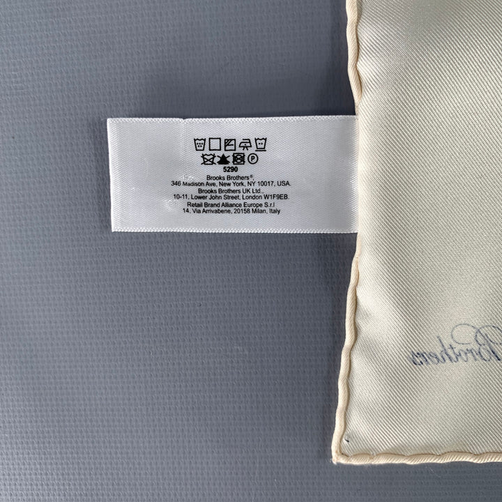 BROOKS BROTHERS Cream Solid Silk Pocket Square