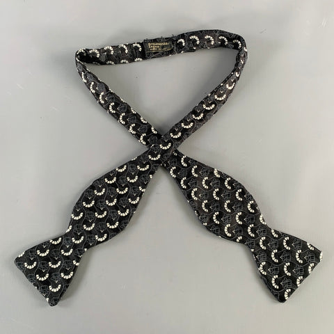 ERMENEGILDO ZEGNA Black Silver Embroidered Silk Bow Tie