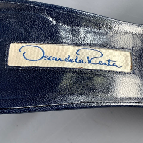 OSCAR DE LA RENTA Size 7 Navy Yellow Leather Strappy Sandals