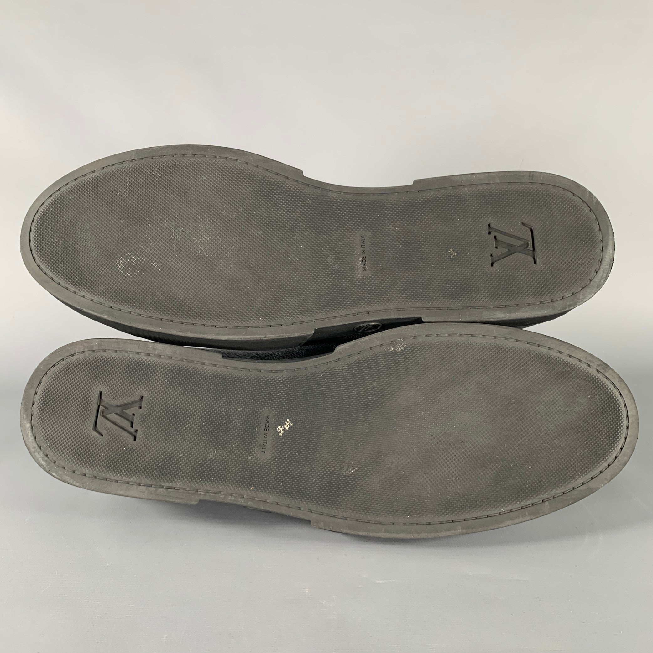 LOUIS VUITTON Size 13 Black Grey Checkered Leather Low Rise