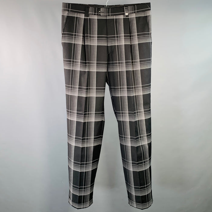V2 by VERSACE Size 36 Black Grey Plaid Wool Straight Zip Fly Dress Pants