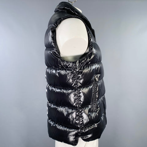 MONCLER x AWAKE SS20 Size XL Black White Print Polyamide Padded Vest