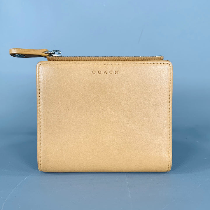 COACH Beige Leather Wallet