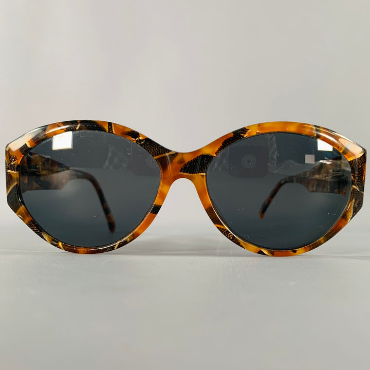 CAROLINA HERRERA -Barbados Shell- Brown Beige Tortoiseshell Acetate Frames