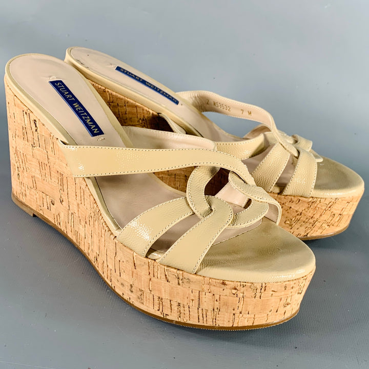 STUART WEITZMAN Size 7 Beige Textured Cork Platform Wedge Sandals