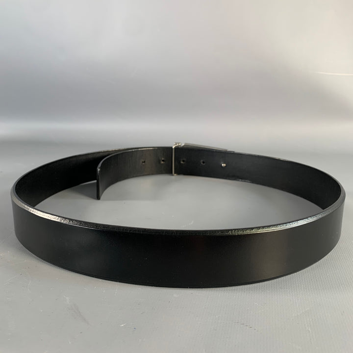 SALVATORE FERRAGAMO Size 34 Black Silver Leather Belt