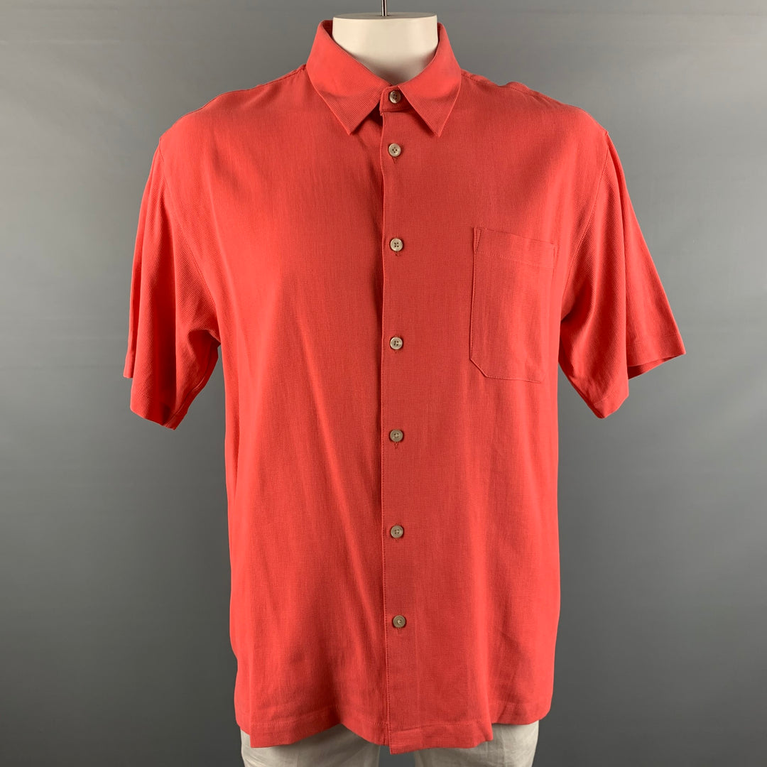 NEIMAN MARCUS Size XL Salmon Solid Silk Button Up Short Sleeve Shirt – Sui Generis Designer Consignment NEIMAN MARCUS Size XL Salmon Solid Silk Button Up Short Sleeve Shirt – Sui Generis Designer Consignment
