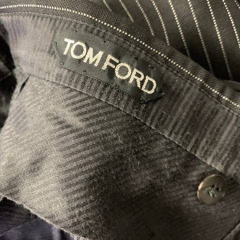TOM FORD Chest Size 42 Black White Pinstripe Wool mohair Peak Lapel 34 31 Suit