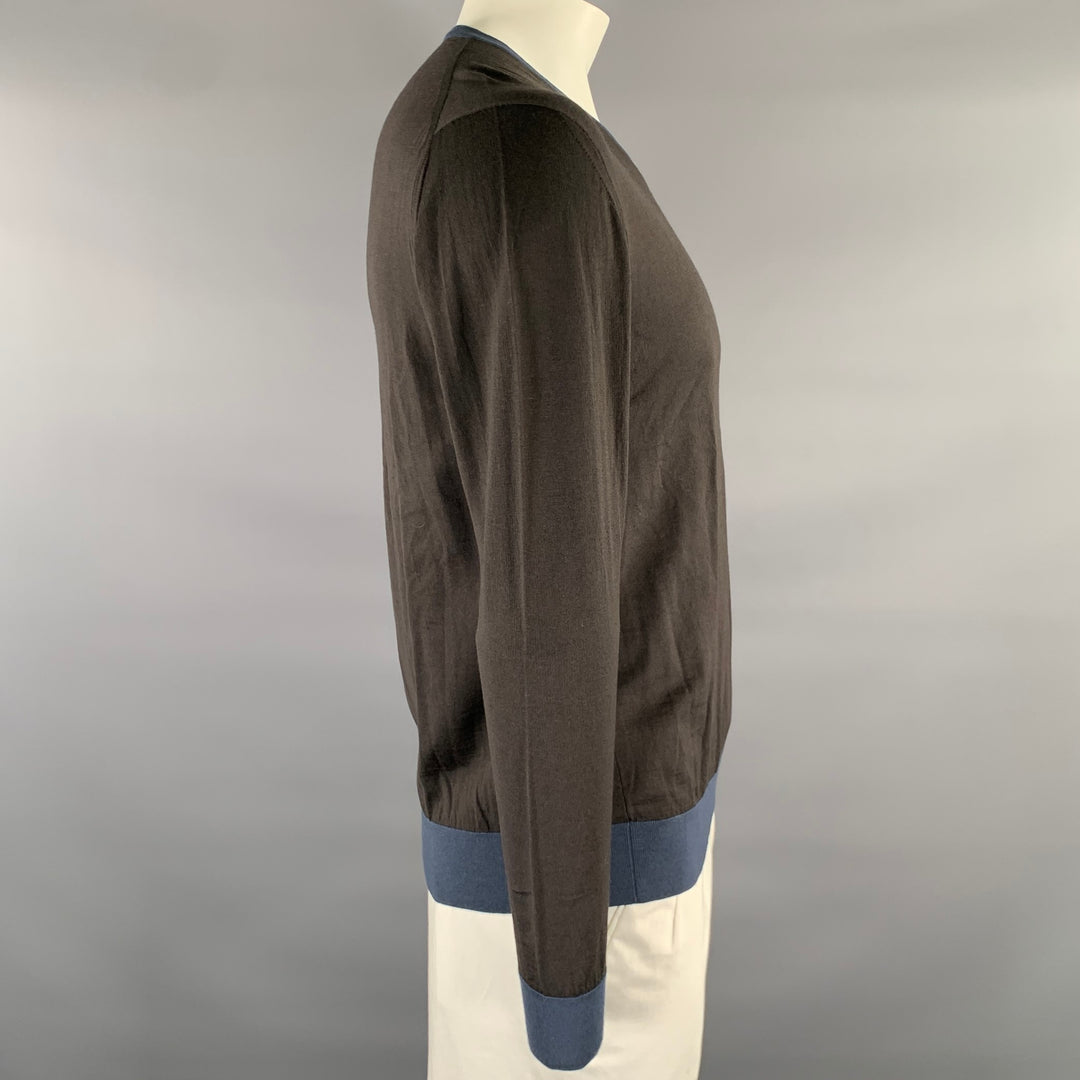 PRADA Size XL Grey Blue Knitted V-Neck Pullover
