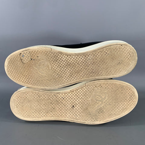 CHANEL Size 9 Black White Solid Leather Vulcanized sole Sneakers