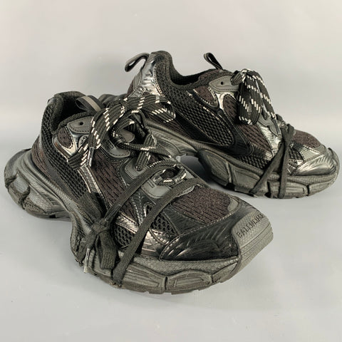 BALENCIAGA Size 8 3XL Black Mesh Polyurethane Low Top Sneakers