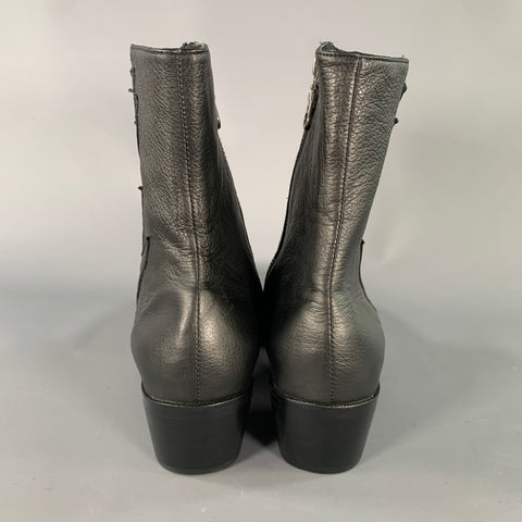 MODERN VICE Size 10.5 Black Gold Leather Stars Side Zipper Boots
