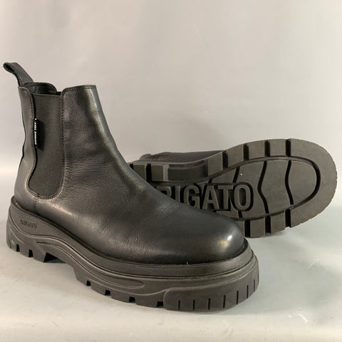 AXEL ARIGATO Size 11 Black Leather Pull On Boots