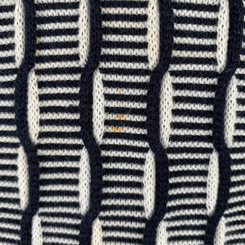 BLACK FLEECE Size L Navy White Stripe Cotton V-Neck Vest