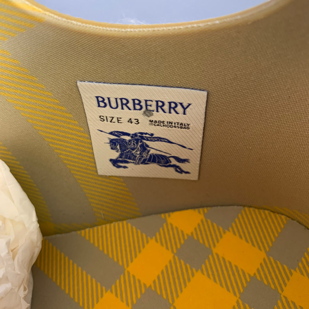 BURBERRY Size 10 Camel Pebble Grain Rubber Ankle Boots