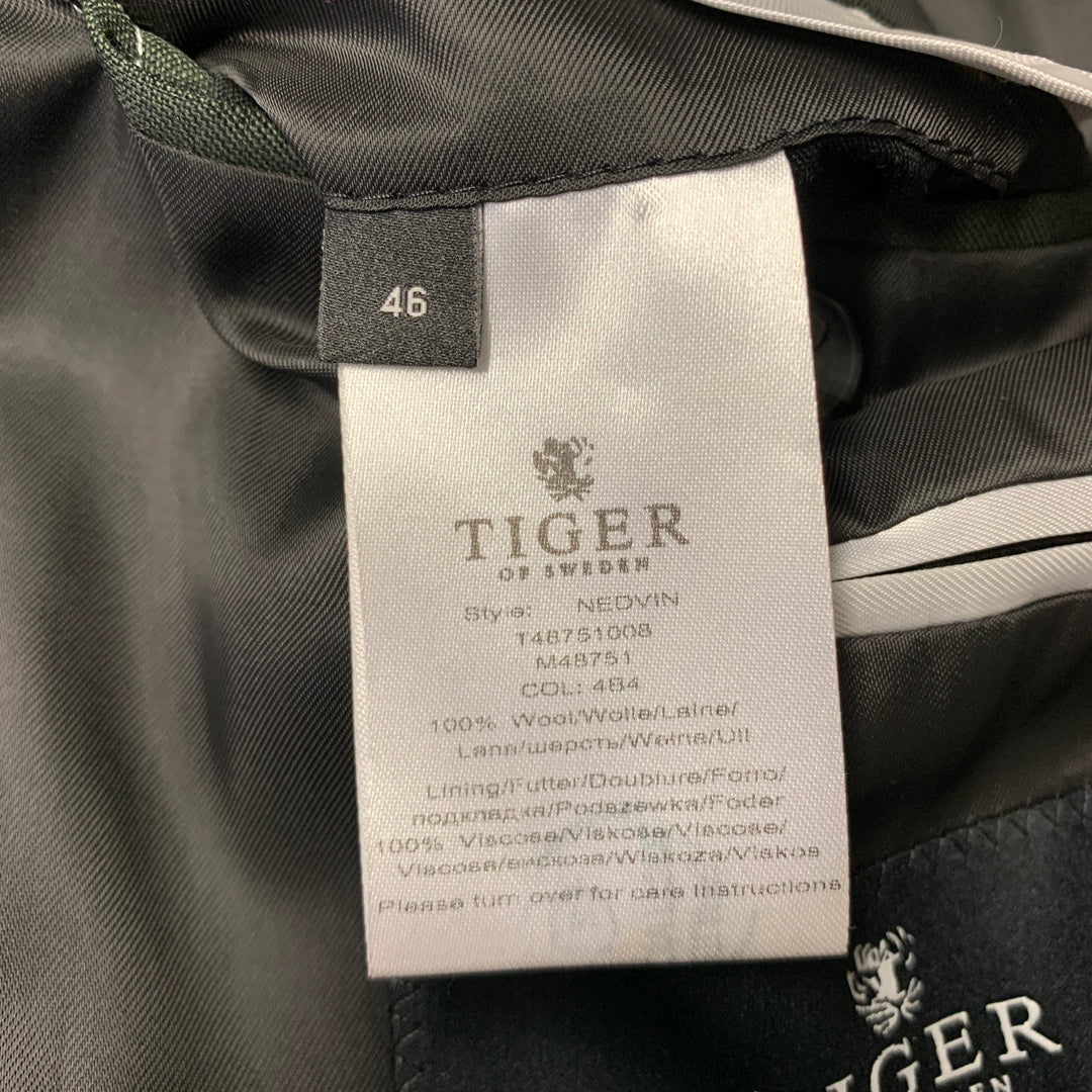 TIGER of SWEDEN Size 36 Forest Green Wool Notch Lapel Suit