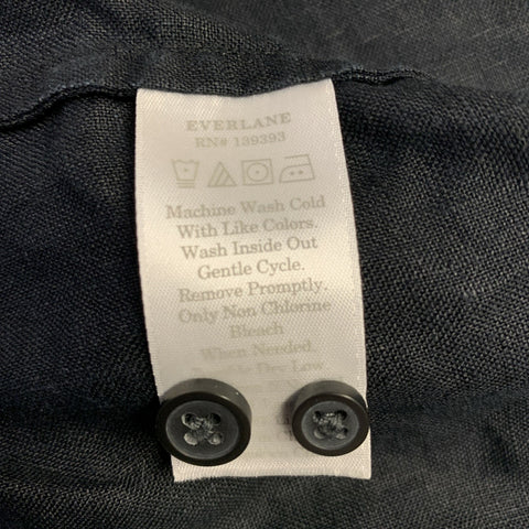 EVERLANE Taille M Chemise noire en lin à manches courtes à une poche