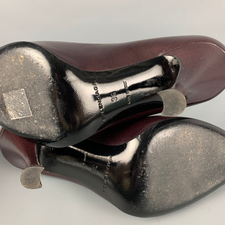 BALENCIAGA Size 6 Dark Burgundy Leather Classic Pumps