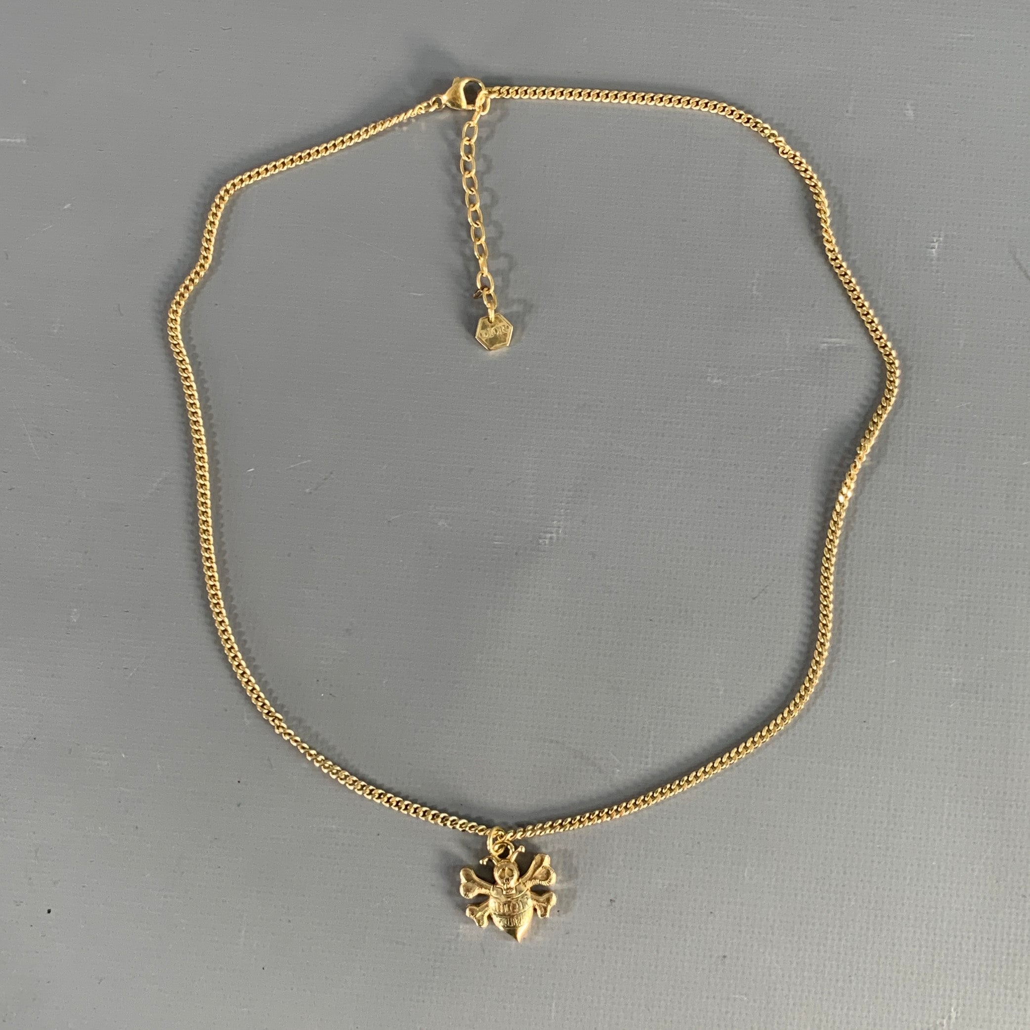 CHRISTIAN DIOR Gold Tone Pendant Necklace – Sui Generis Designer