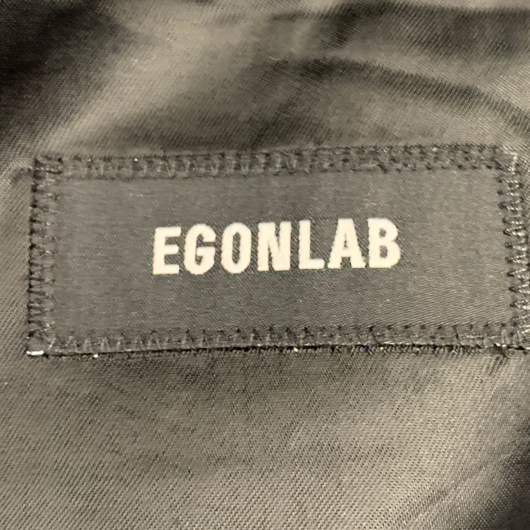 EGONLAB Size 34 Green Wool Asymmetrical Double Breasted Tailored Fit Notch Lapel Suit
