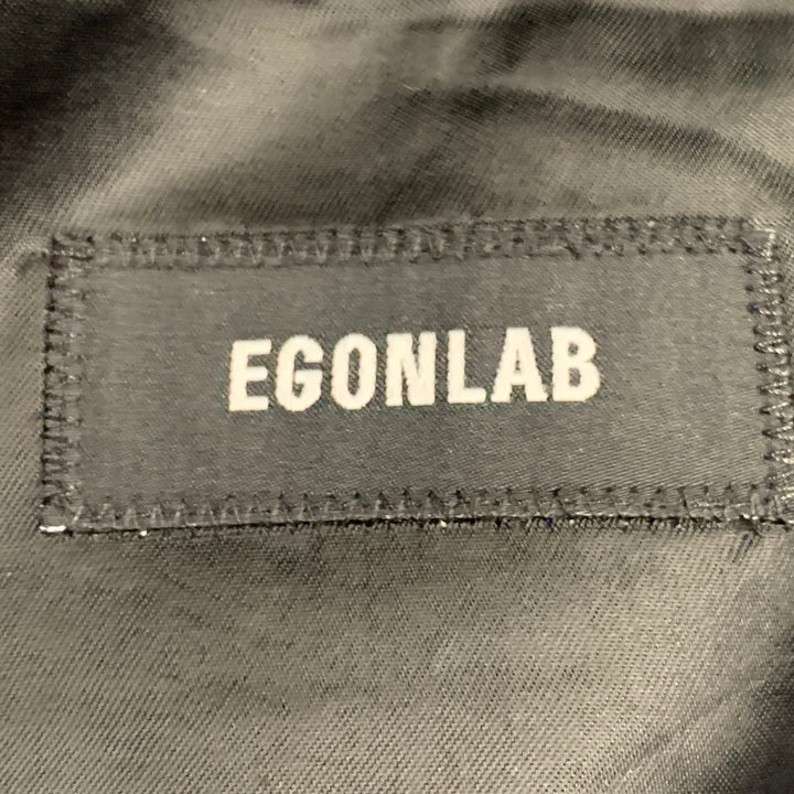 EGONLAB Size 34 Green Wool Asymmetrical Double Breasted Tailored Fit Notch Lapel Suit