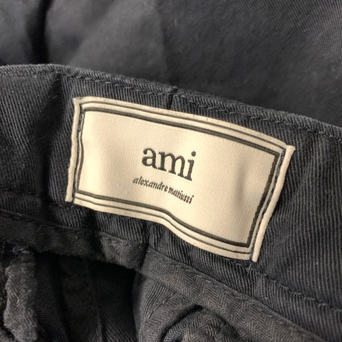 AMI Size 32 Navy A19T617.215 Solid Cotton Pleated Casual Pants