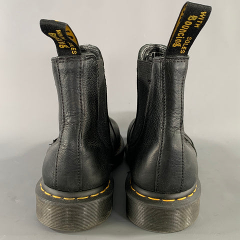 DR. MARTENS Size 11 Black Leather Boots