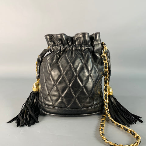 HENRI BENDEL Vintage Black Gold Quilted Leather Chain Crossbody Bucket Bag