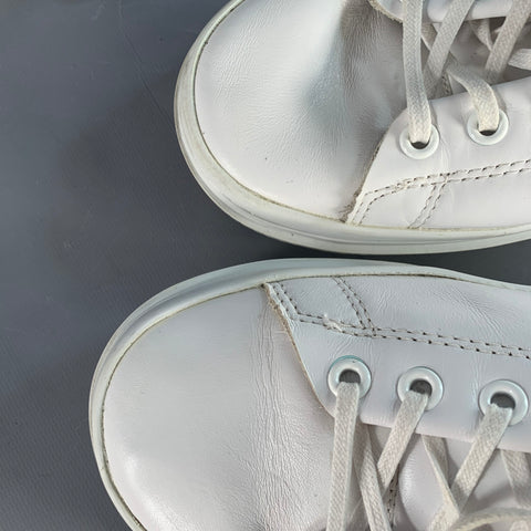 BARNEY'S NEW YORK Size 9.5 White Leather Low Top Rubber Sole Sneakers