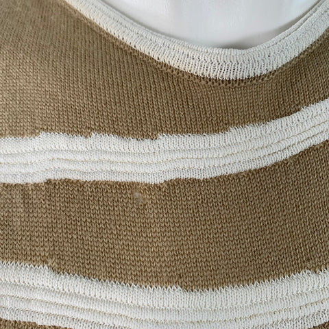 GIORGIO ARMANI Taille S Haut décontracté sans manches en mélange de laine mérinos texturée à rayures beige et blanc