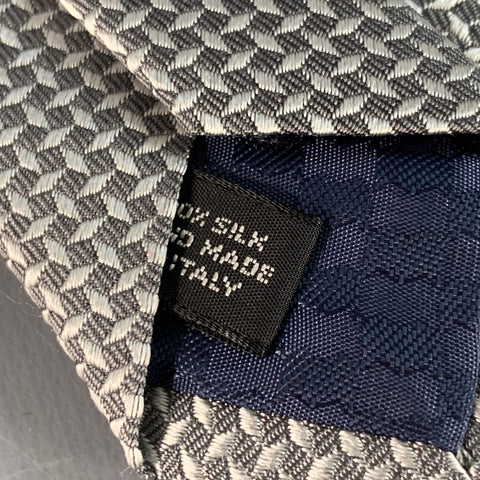 BATTISTONI One Size Grey Silver Textured Silk Tie