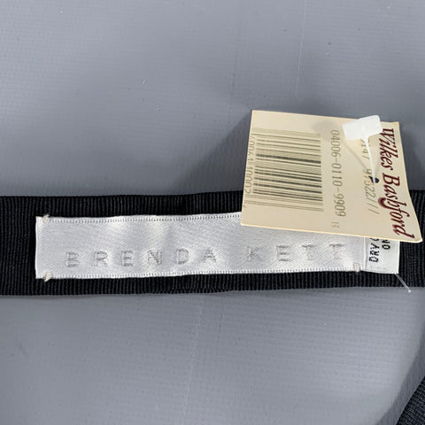 BRENDA KETT Black Ribbed Silk Bow Tie