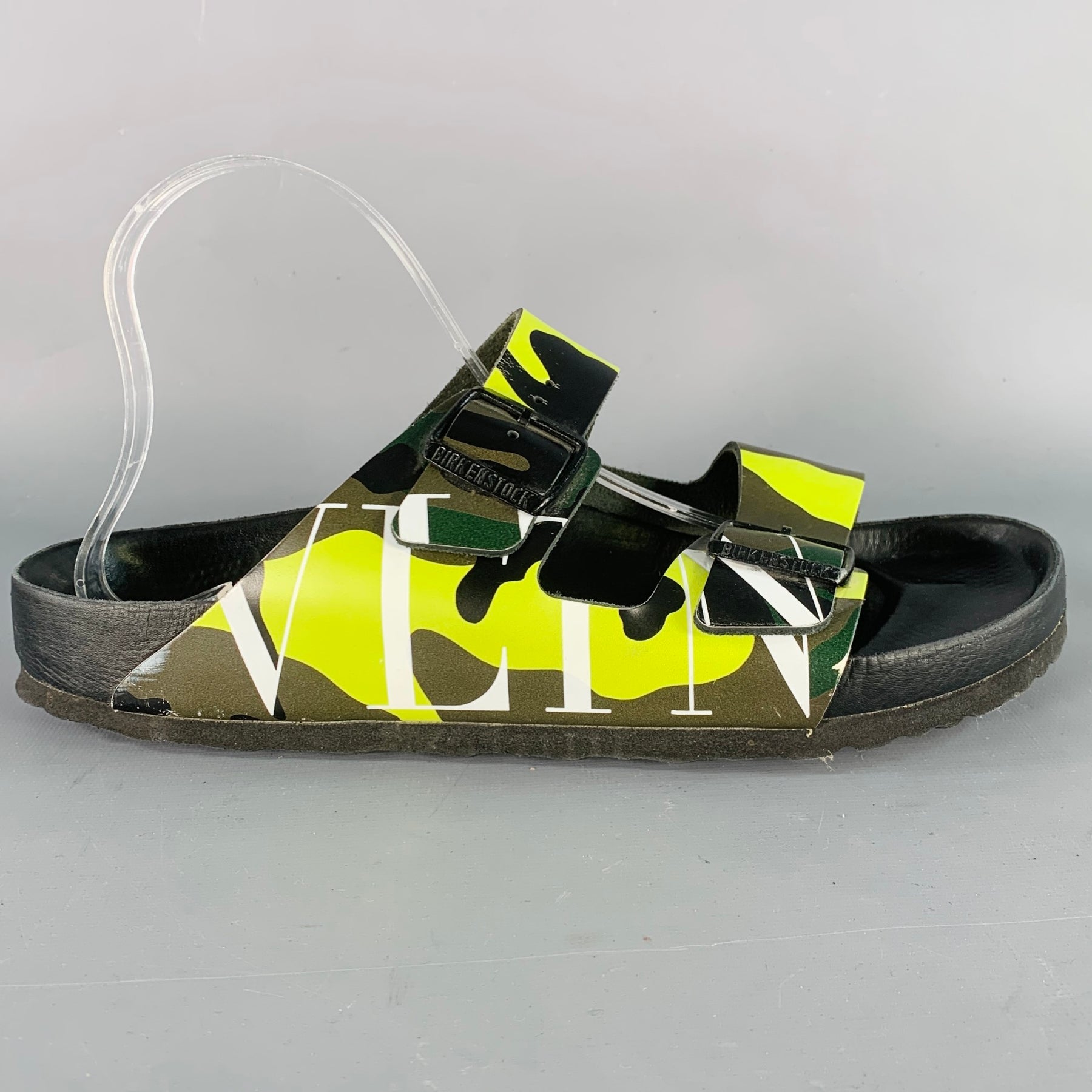 VALENTINO Size 10 Green Olive Camouflage Leather Belted 